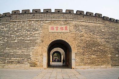 《旗帜的传说》开发商公布新作《钟楼》今年进行测试